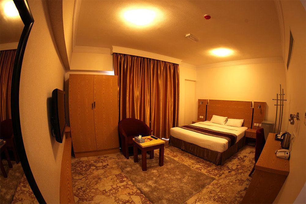 Al Reef Hotel 2*